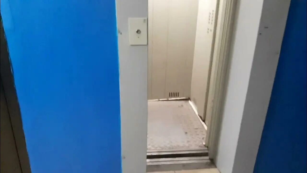 Кмз видео. Лифт кмз 2009. лифт кмз 2000. лифт кмз 2011. лифт кмз 2006.