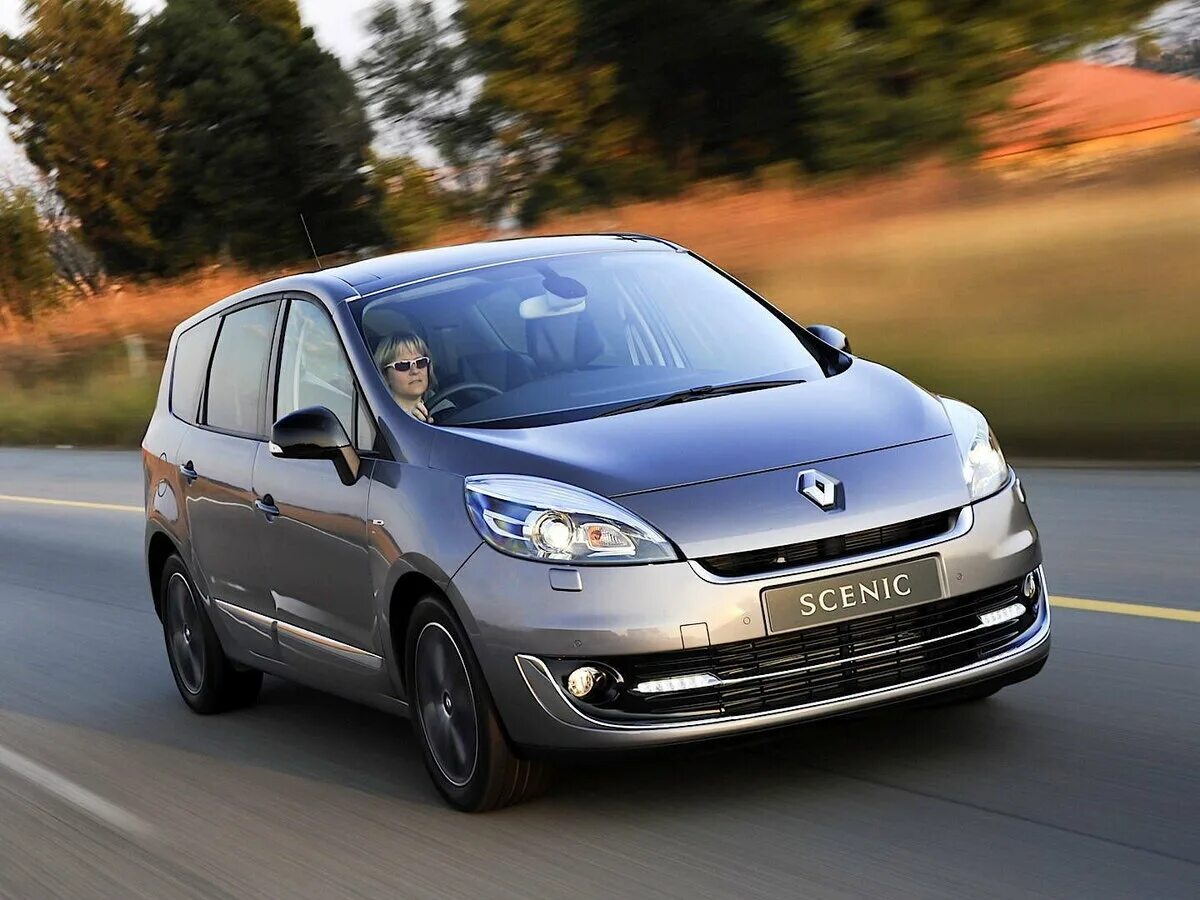 Как выглядит renault. Renault Scenic 2013. Renault Scenic 5. Renault Grand Scenic 2. Renault Меган Сценик 3.