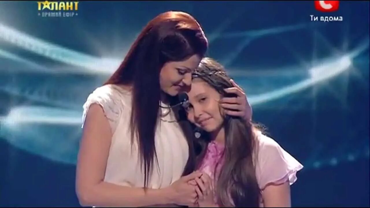 Алсу и жасмин. Алсу дубцова спи мое солнышко. Ирина дубцова спи мое. Спи мое солнышко дубцова. Спи мое солнышко дубцова.