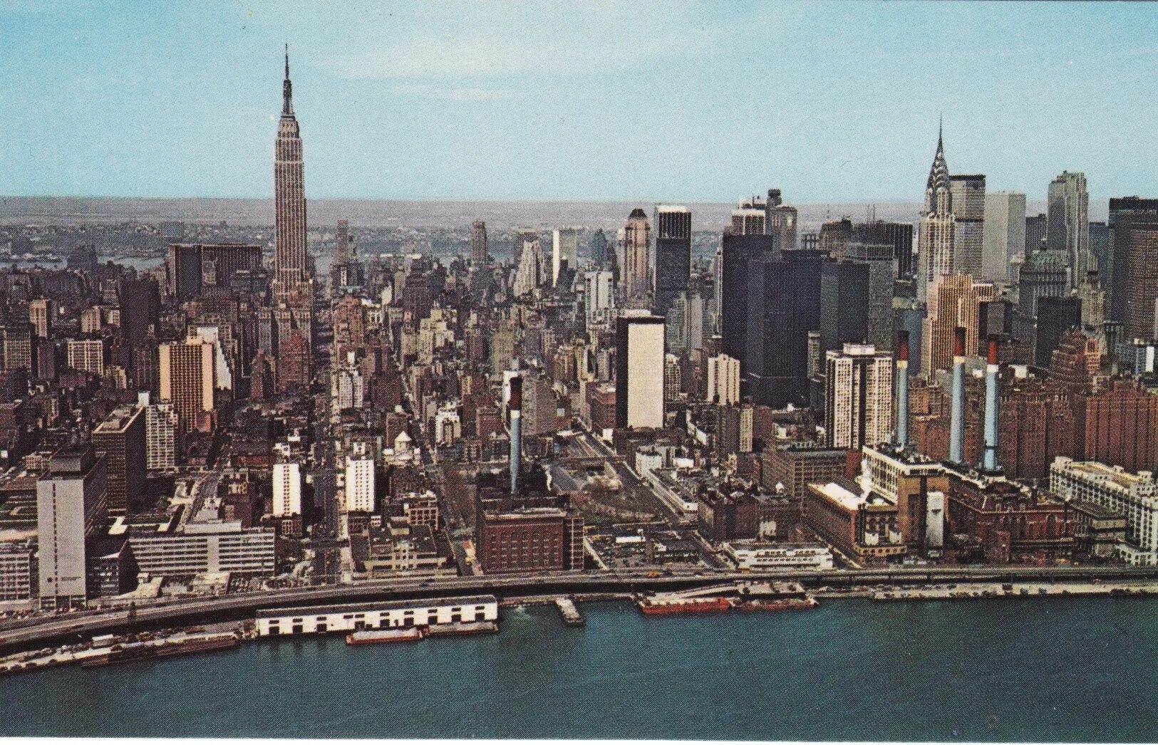 York lot. Нью Йорк 1974 Манхэттен. Нью-Йорк 1960 Эмпайр Стейт. New York Skyline 1970s. Manhetten 1970s.