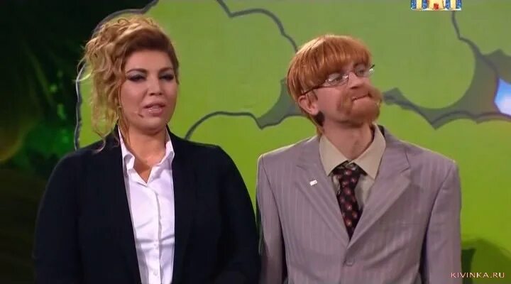 Камеди вумен хипстер. Камеди вумен хипстер. Камеди вумен хипстеры. Камеди вумен золотая туфелька. Камеди вумен варнава и бомж хипстер.