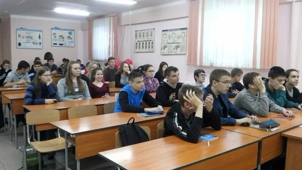 Сфера услуг и предпринимательства рокоссовского. Красноярский колледж отраслевых технологий. курчатова 15 красноярск колледж. техникум отраслевых технологий и предпринимательства красноярск. колледж 9 красноярск.