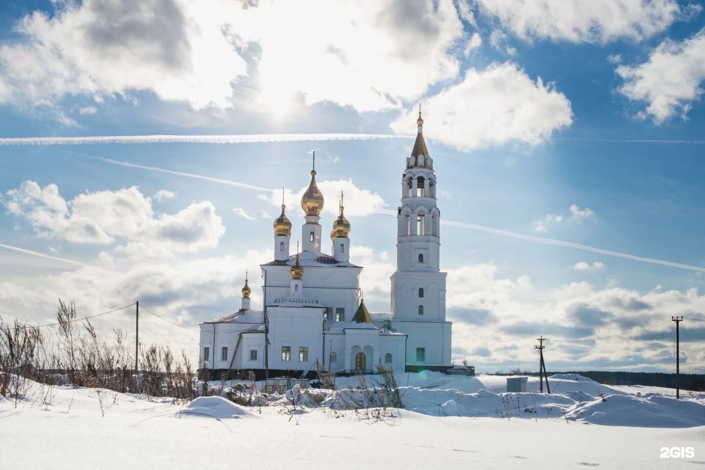Храм строителей екатеринбург. Храм на вильгельма де геннина. Храм божьих строителей екатеринбург академический. Храм строителей екатеринбург. Храм божьих строителей екатеринбург.
