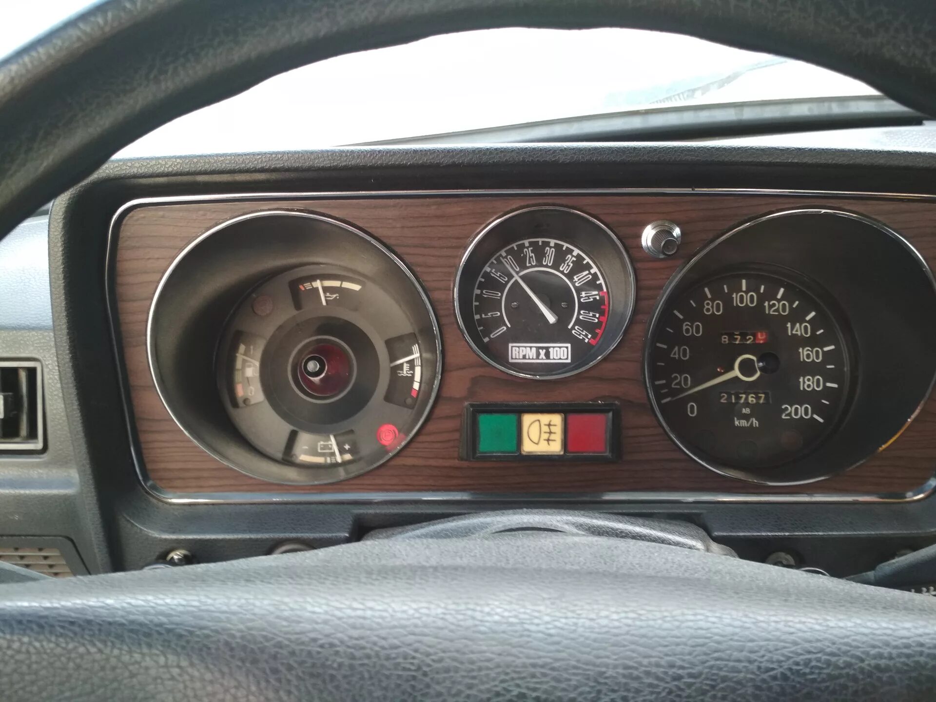 Тахометр волга. Тахометр волга. Тахометр в панель приборов газ 31029. Тахометр волга. Тахометр газ 24.