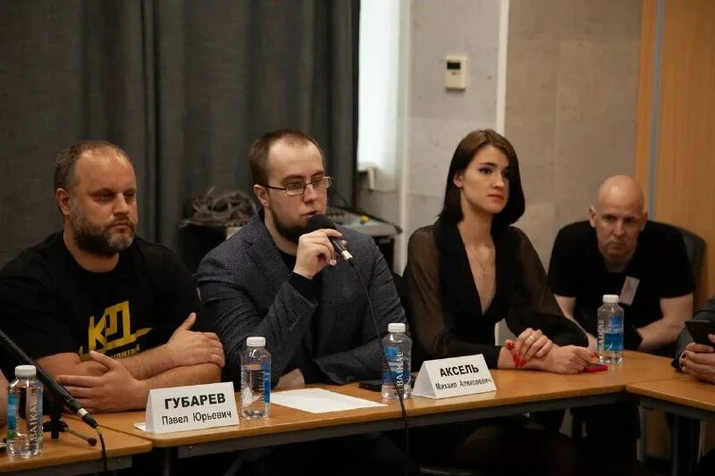 пресс конференция. конференция клуба. клуб рассерженных патриотов. конференция клуба. технопарк связьинжиниринг.