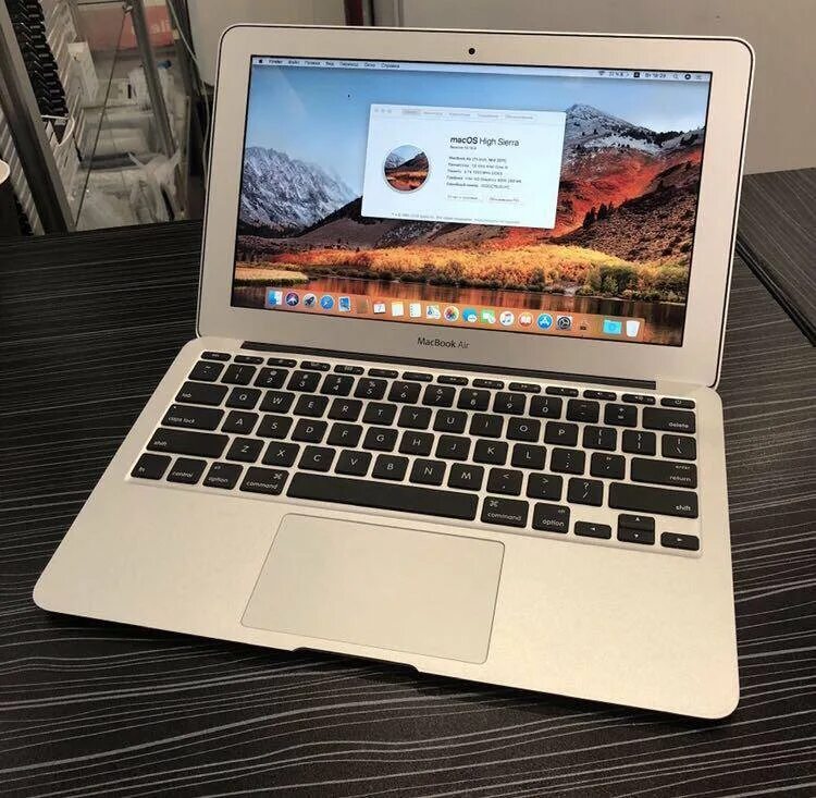 Эйр 11. MACBOOK Air 11 2011. Макбук Эйр 11 2011. MACBOOK Air 2011 11 дюймов. Apple MACBOOK Air 2022.