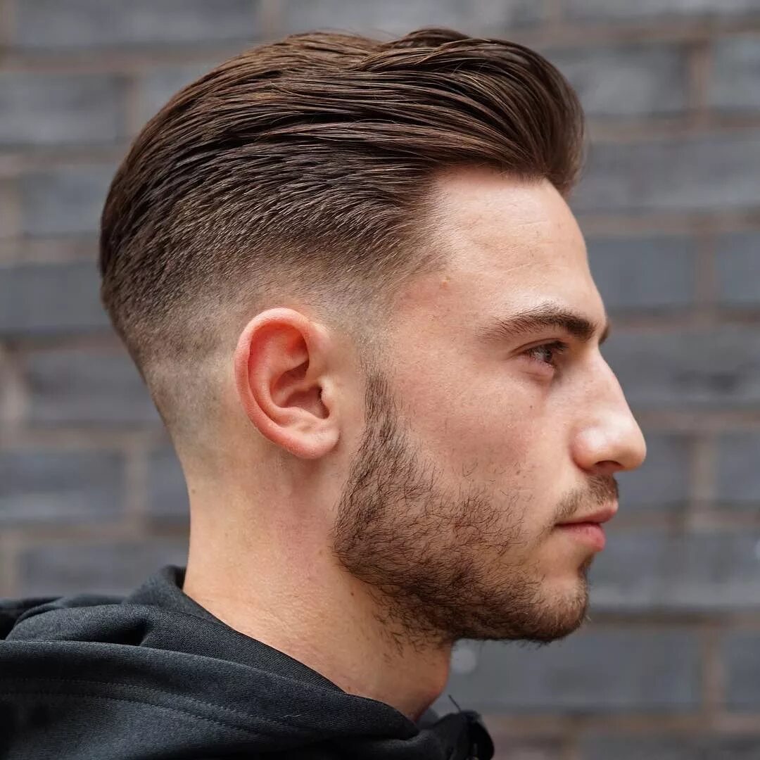 Low taper fade. Фейд канадка. Стрижка фейд андеркат. Фейд полубокс андеркат. Стрижка канадка фейд.