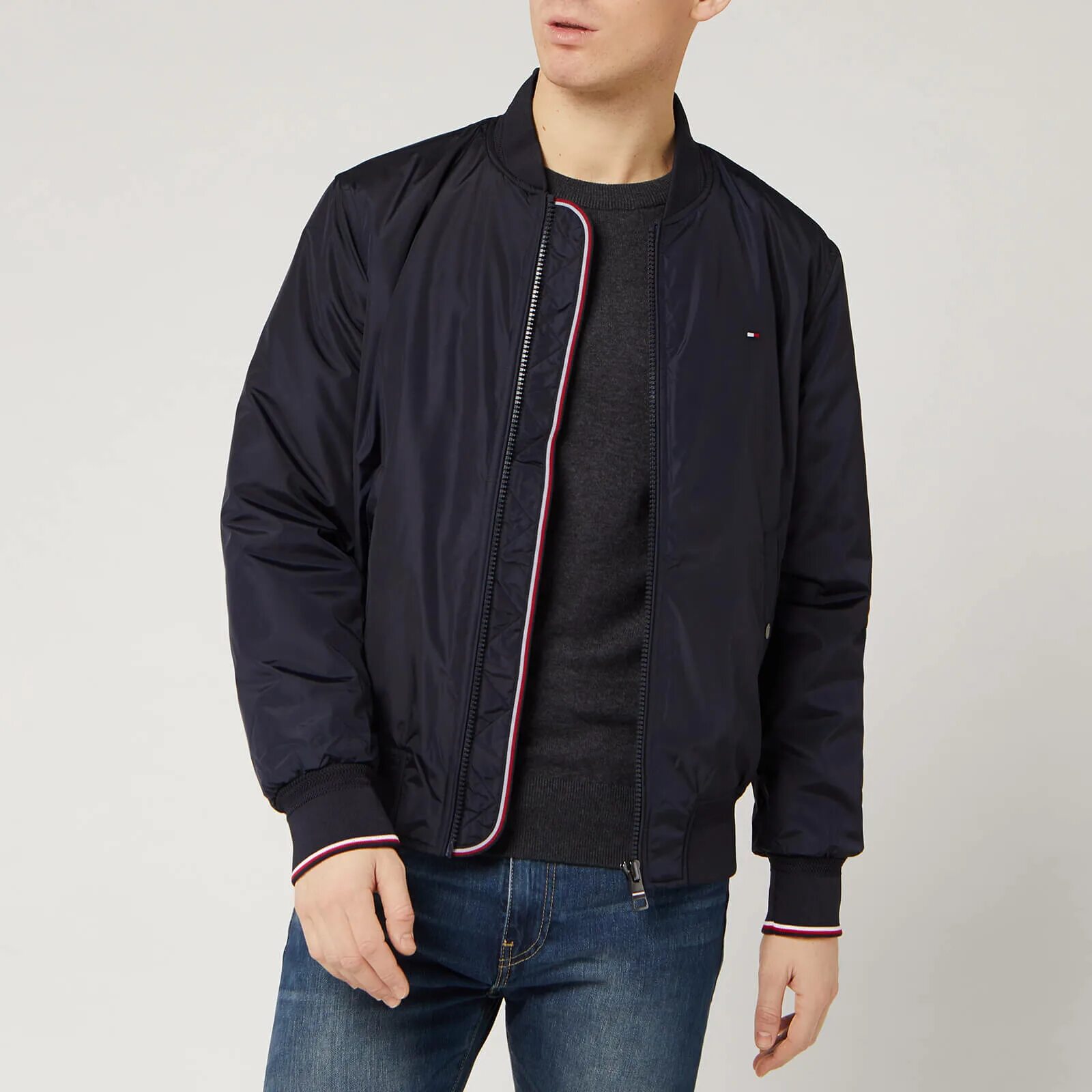 бомбер томми. бомбер томми хилфигер мужской. бомбер tommy hilfiger мужской стеганый. Tommy hilfiger blue reversible down bomber jacket. Tommy hilfiger essential бомбер.