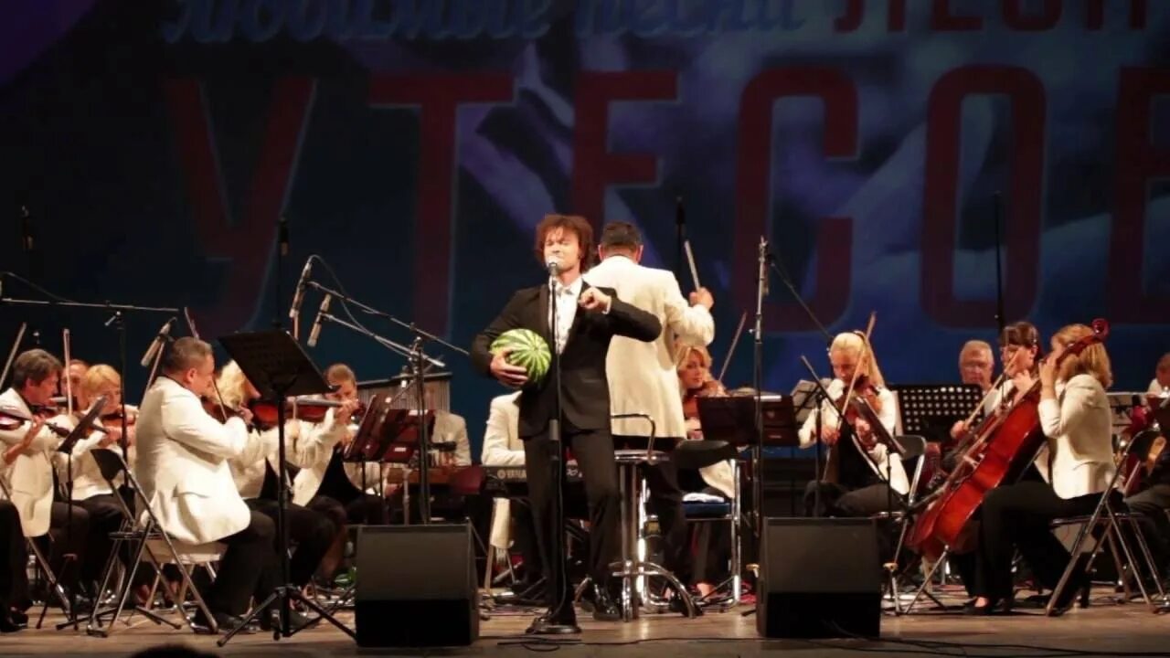 Песня семь сорок слушать на русском. Еврейский фольклор из одессы. 7 40 песня одесский.