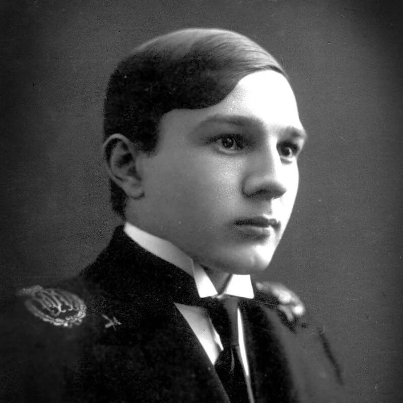 Галь гадот 2009. Галь гадот фотосессии. Галь гадот актриса. Израильская актриса галь гадот. Вон гали.