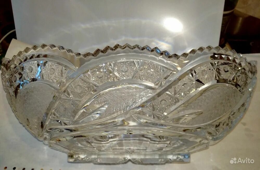 Салатница хрустальная ладья ссср. Хрустальная ладья ссср. Мальцов икорница хрустальная винтаж. Хрустальная ладья богемия лодочка. Салатник хрустальный ссср дятьковский хрусталь.