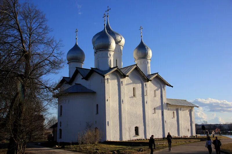 Богоявленский храм,камня на оби,после реставрации. Православный храм. Церковь во сне. Новгородские храмы 12 века. Приснилась церковь к чему.