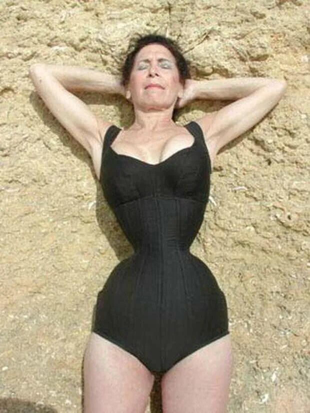 Модель cecibel vogel. Кэти юнг (cathie jung) — 38 сантиметров. Женщина с самой маленькой талией в мире. Дама с талией. Дама с талией.