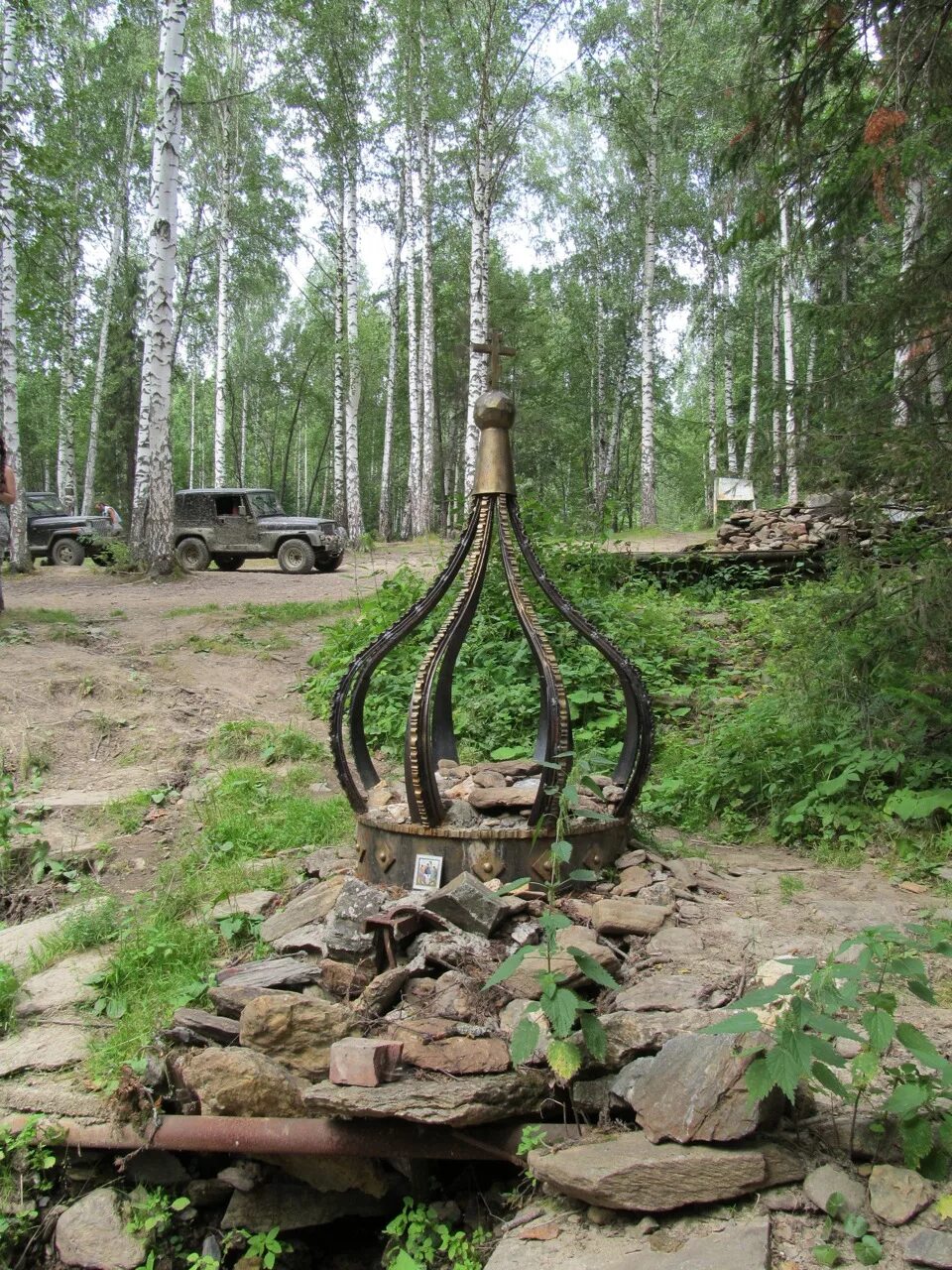 Гора шунут свердловская область. Платонида святой источник ревда. Урочище святой платониды. Платонида свердловская. Родник святой источник платонида ревда.