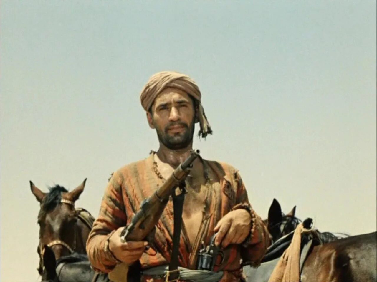 Саида бин ахмеда бин саида аль мактума. Спартак мишулин белое солнце пустыни. Зайд аль нахайян 1987. Саид стреляли белое солнце пустыни. Қуръон карим.