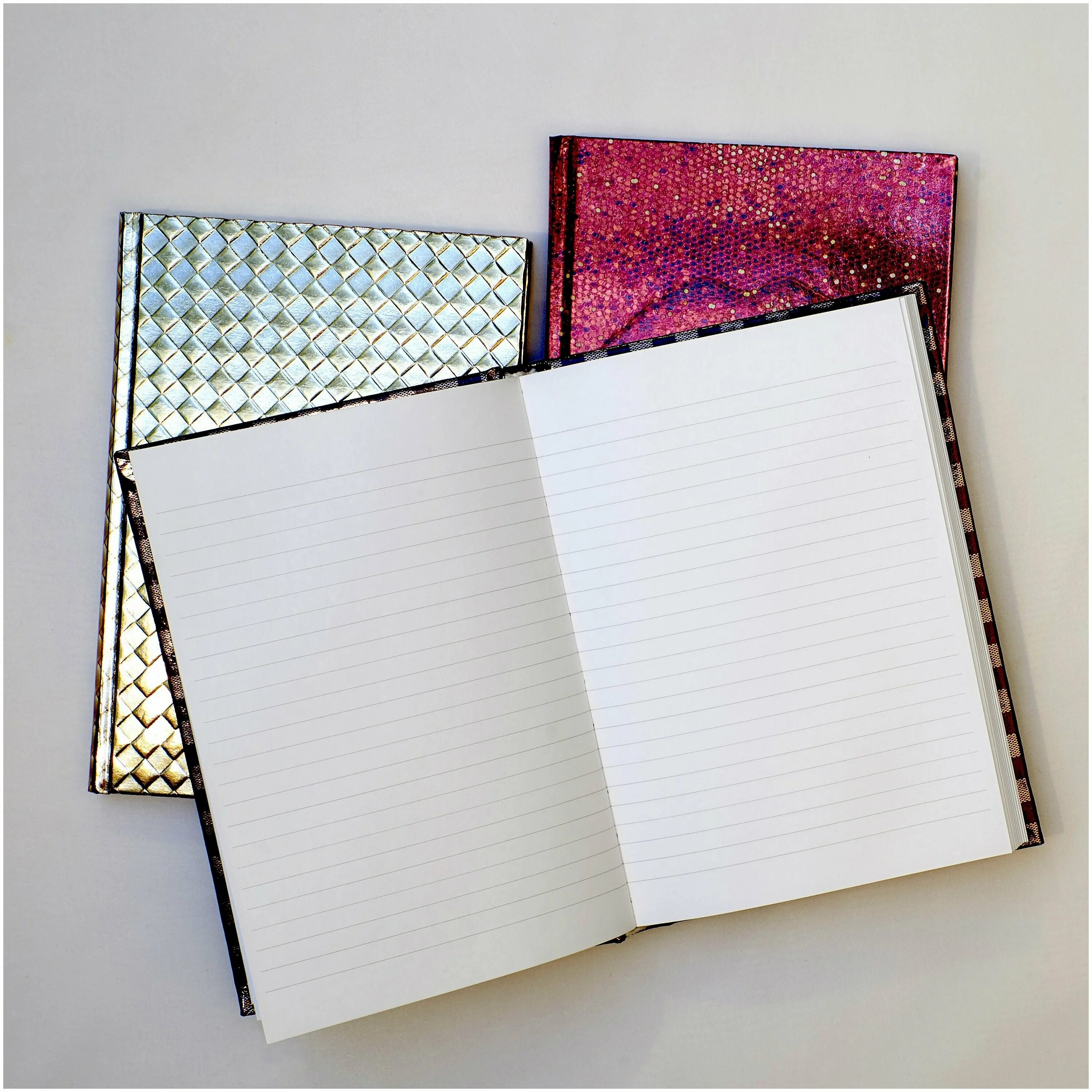 тетрадь блокнот. стильный блокнот. Leitz wow а4 80 листов. Brauberg "juicy". красивые блокноты.