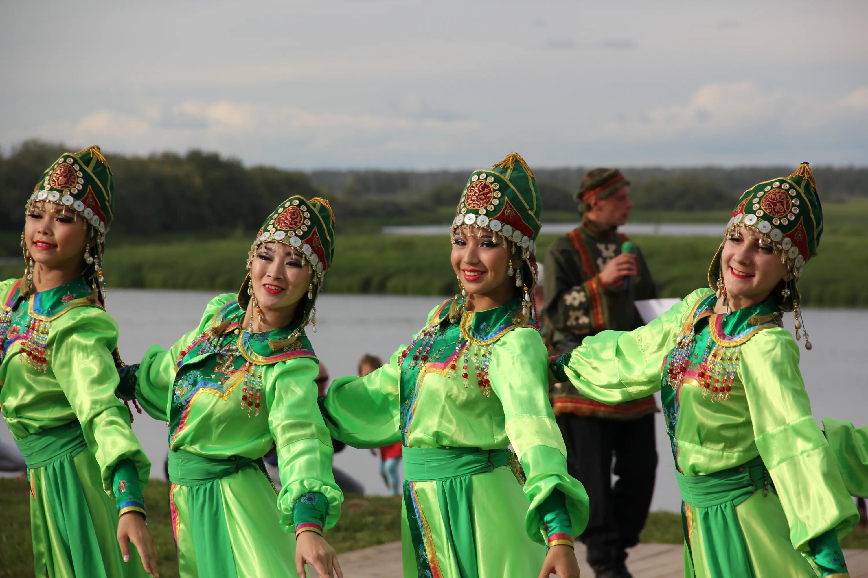 Сибирские народы. Шорцы танцы. Дружба народов Сибири. Духовная культура народов Сибири. Народы сибирского района