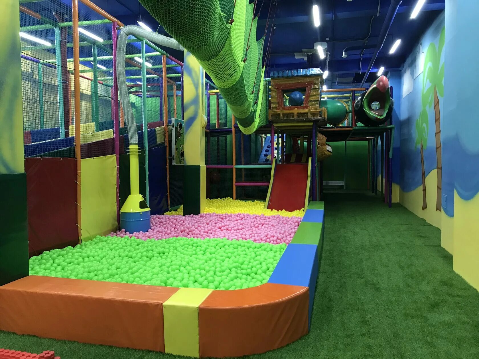 Тц выходной люберцы чайлэнд. Ниндзя квест космополис. Ниндзя квест космополис. Тц светофор чайлэнд. Тц орбита люберцы развлекательный центр для детей.