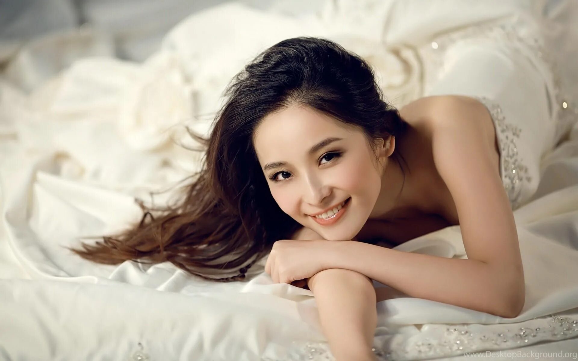 Видео молодых китаянок