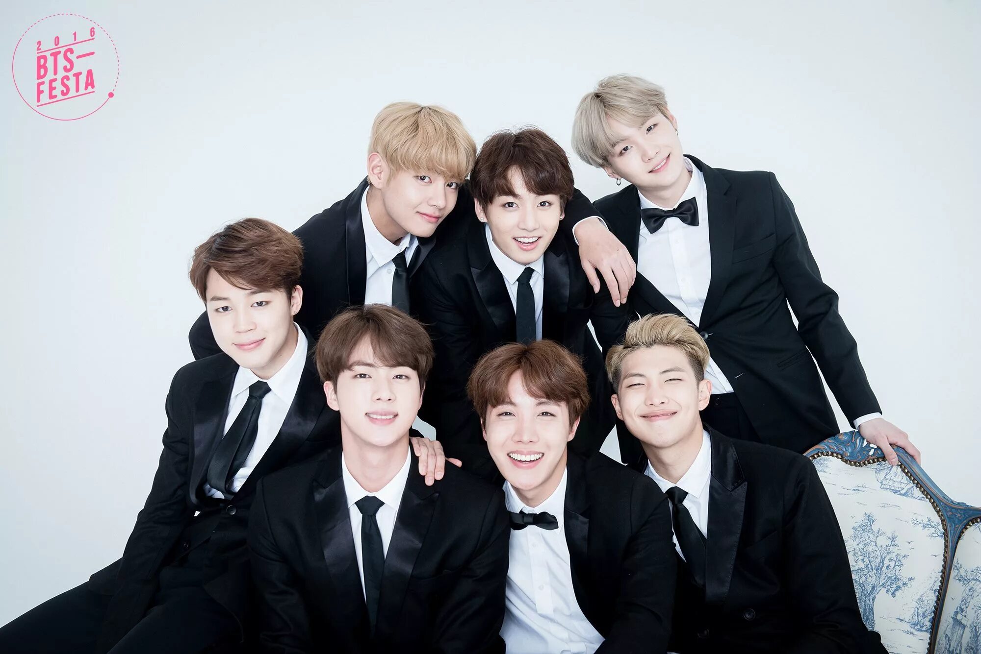 Оф бтс. ВТС корейская группа. БТС 2021. BTS festa 2016. Группа БТС вместе.