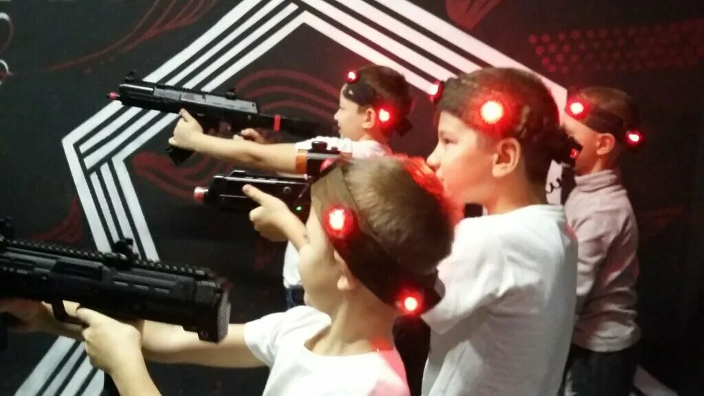 лазертаг армада в благовещенске 2022. лазертаг багира ярославль. арена лазер комсомолл красноярск. комендантский проспект лазертаг. лазертаг воркута.