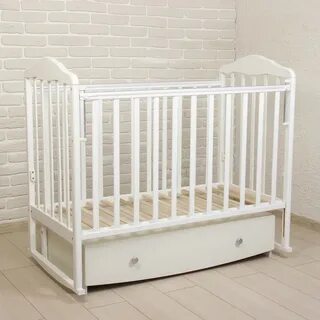 Детская кровать маятник белая