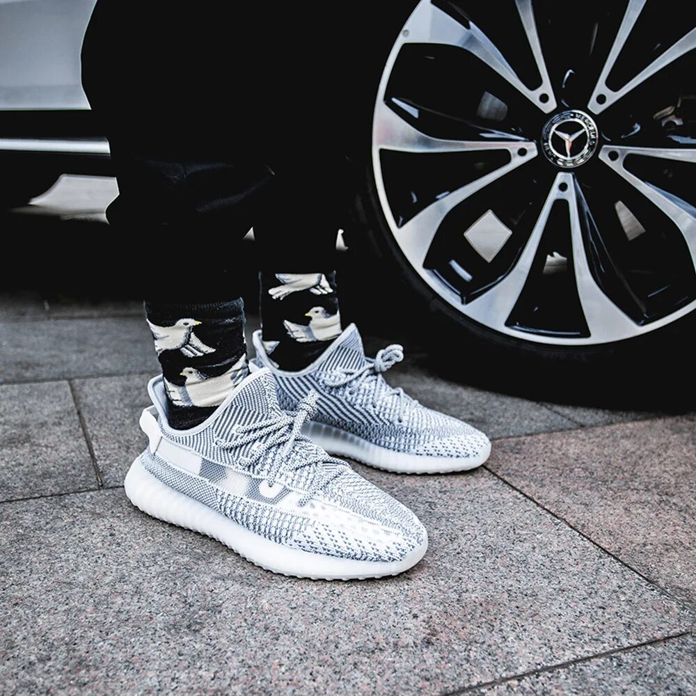 Static v2. Adidas yeezy 350 static reflective. adidas yeezy boost 350 v2 static reflective. adidas yeezy boost 350 static reflective. adidas yeezy boost 350 светоотражающие.