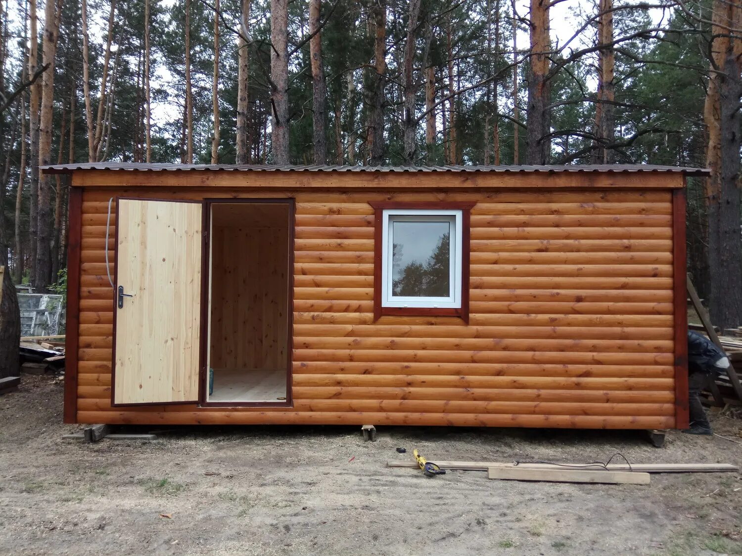 щитовая бытовка 2х3м. красивый цвет бытовки. большая бытовка. хозблок 6х2. современная бытовка для дачи.