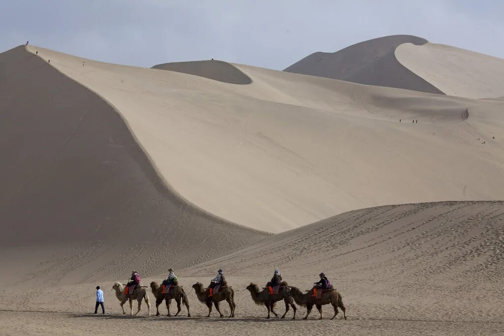 Journey of discovery. Шелковый путь Синьцзян. Турфанское идыкут. Xinjiang Land. The Voice of Silk Road (Yipek Yoli Sadasi) - Xinjiang Television - 2014 Intro.