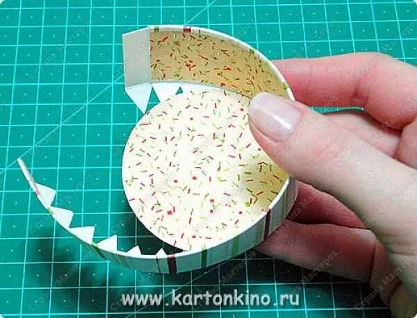 Как сделать круглую коробку из картона. Макет круглой коробки. круглые коробки из картона. круглая коробочка из картона. круглая коробочка из бумаги.