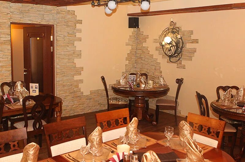 Инта кафе. Этно кафе инт махачкала. Кафе инт. Куратова 26 инта. Ресторан инта.