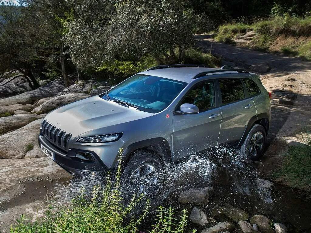 Jeep cherokee trailhawk. Jeep Cherokee 2014. Jeep Cherokee Trailhawk 3.2 off Road. Чероки трейлхок 2014.