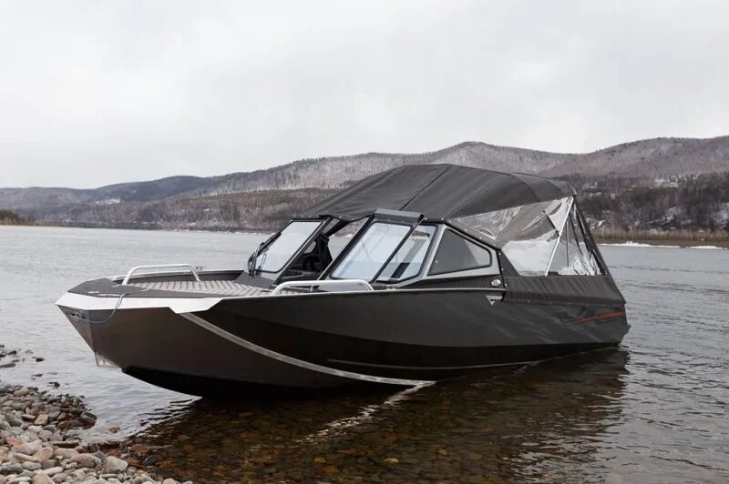 Водометный катер росомаха. Катер росомаха r4100. Водометный катер росомаха. Моторная лодка росомаха r7000. Катер росомаха.