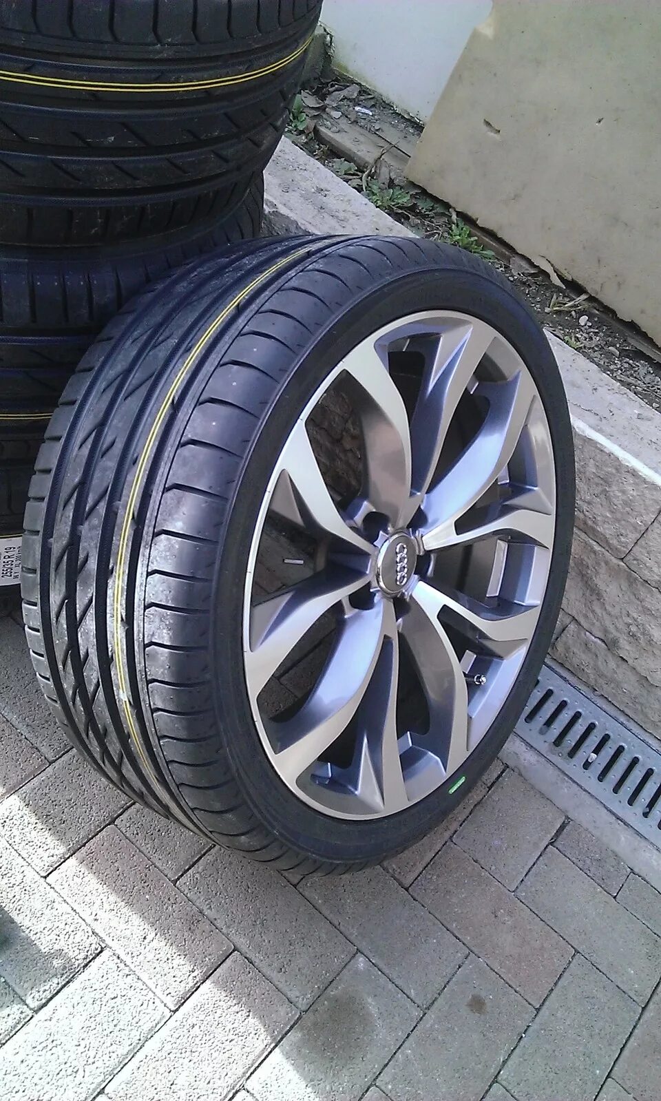 225/45 r18. Minerva f205 225/45 r18. Bmw 530xi 245/45 r18. Triangle 245/45r18 th201. 245 45r18.