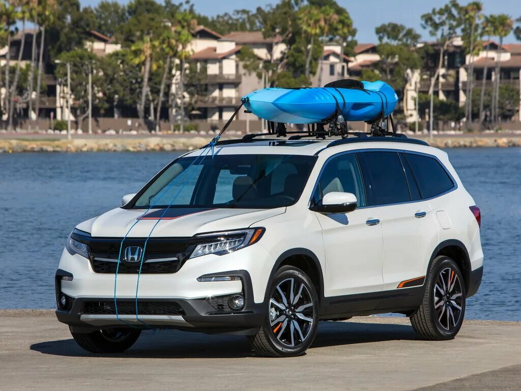 Купить новый хонда пилот. Honda Pilot 2021. Honda Pilot 2019. Honda Pilot 2018. Новая Хонда пилот 2021.