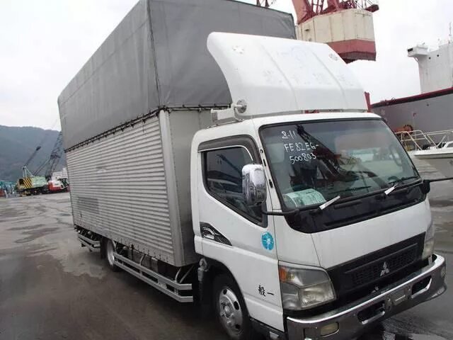 Кабина кантер купить. Fe82 Canter. Mitsubishi Canter fe111. Мицубиси Кантер , Тойота Дюна. Обтекатель Mitsubishi Canter.