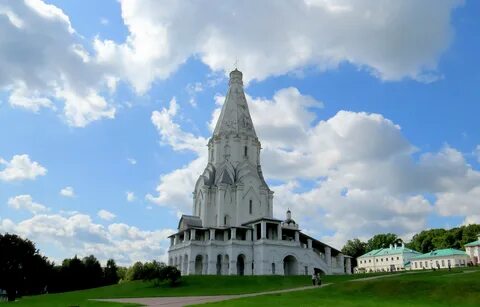 Храм в коломенском год