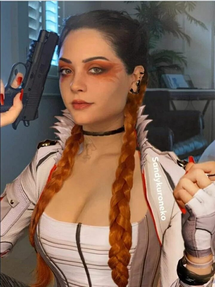 Лбов 18. Лоба Апекс косплей. Лоба Андраде косплей. Рейф Apex Legends Cosplay +18. Apex Legends Loba Cosplay.