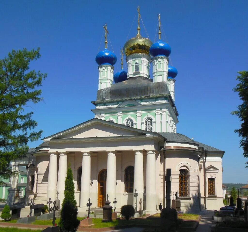 Храмы пустыни монастыри. Введенский собор оптина. храм оптина пустынь. введенская церковь оптина пустынь. церкви свято-введенской оптиной пустыни.