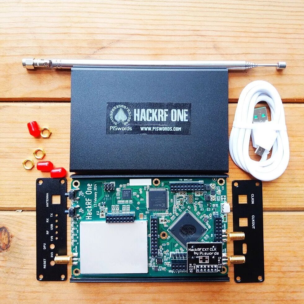 Hackrf one купить. SDR HACKRF one. TCXO HACKRF. HACKRF комплектация. HACKRF Accessories.