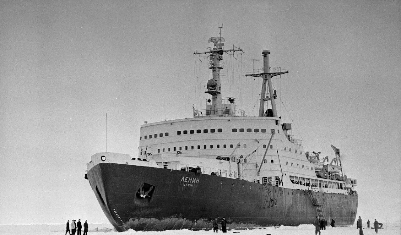 Атомный ледокол. Первые ледоколы в мире. Атомный ледокол ленин 1959. Ледокол пайлот 1864. Ледокол пайлот 1864.