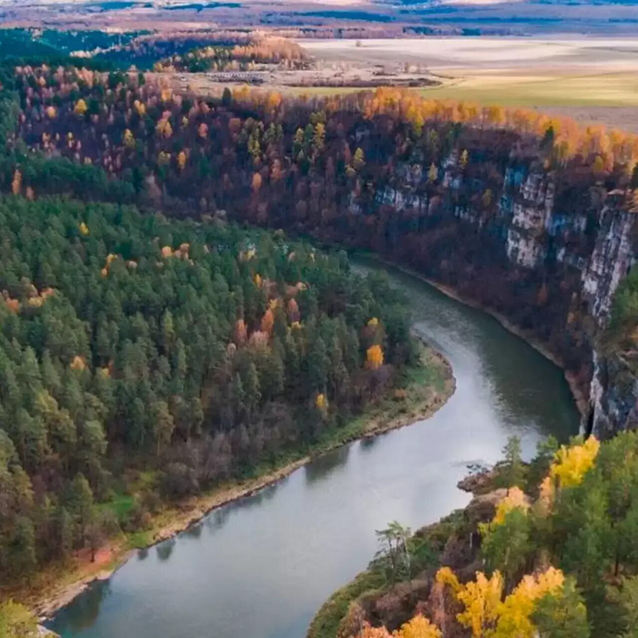 Города урала челябинск. Урал город. Уральский экономический раон. Южный урал миасс. Город екатеринбург верхняя пышма.