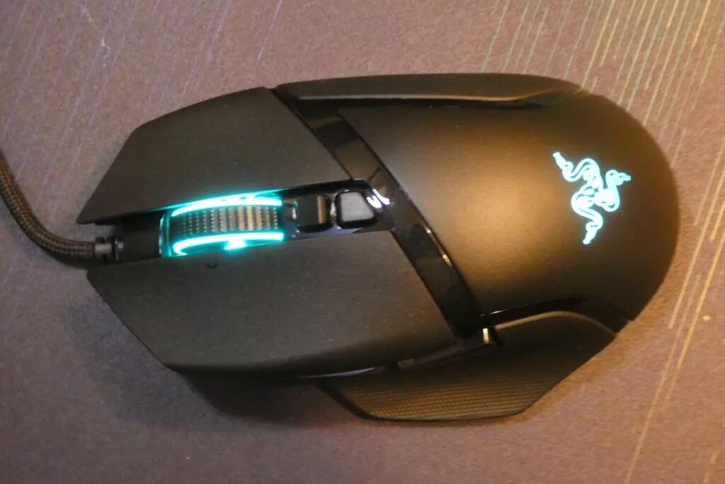 Мышь razer basilisk v2. Мышь razer basilisk v2 black. razer basilisk v2 кнопка. мышка рейзер базилик. razer basilisk v2 белая.