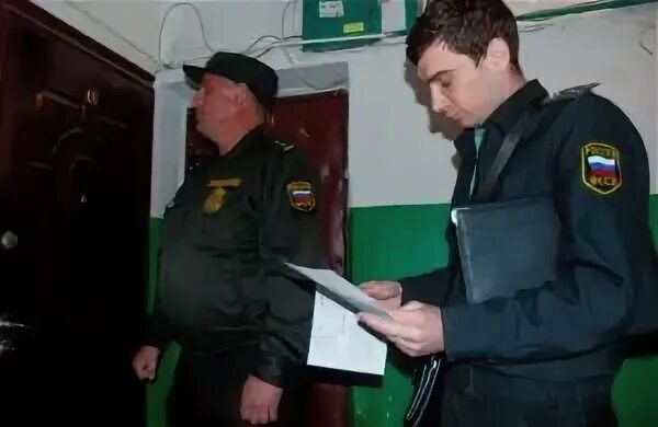 Гагаринский приставы. Сотрудник судебных приставов. Гагаринский приставы. Абдуллаев ленур шевкыевич фссп севастополь. Вывеска службы судебных приставов.