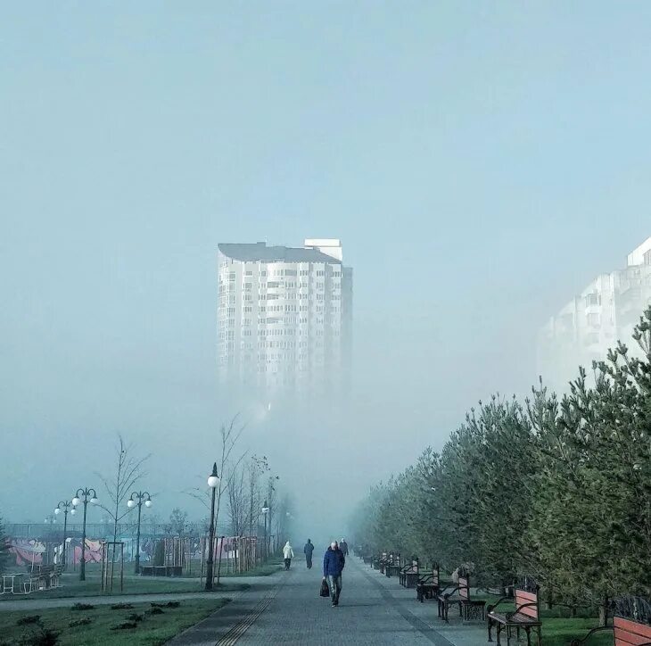 Пожар в краснодаре. Туман в краснодаре сейчас. Смог в краснодаре. Гарь краснодар. Пожар в геленджике 2023.