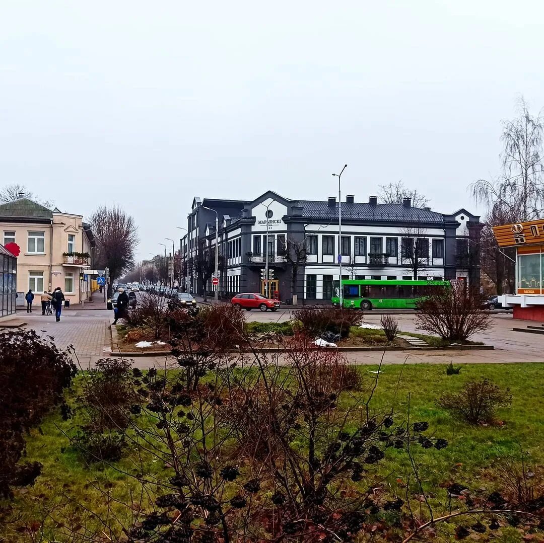 Здание барановичский государственный высший педагогический колледж. Интекс логотип телеканал. Барановичи интекс. Интекс пресс барановичи. Интекс пресс барановичи.