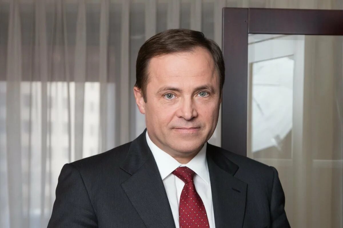 Полпред пфо. Комаров полпред в приволжском. Представитель президента чебоксары. Игорь комаров пфо. Игорь комаров полномочный представитель президента рф.