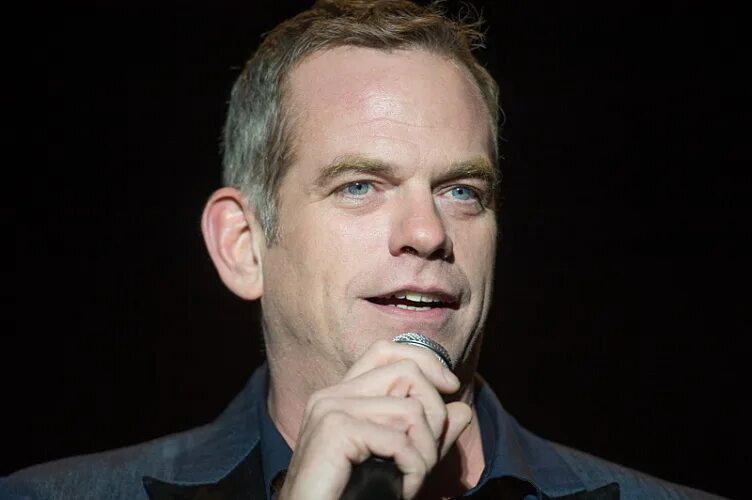 Гаран пьер фото. Гару видео. Пьер гару в молодости. Гару видео. Гаран пьер.