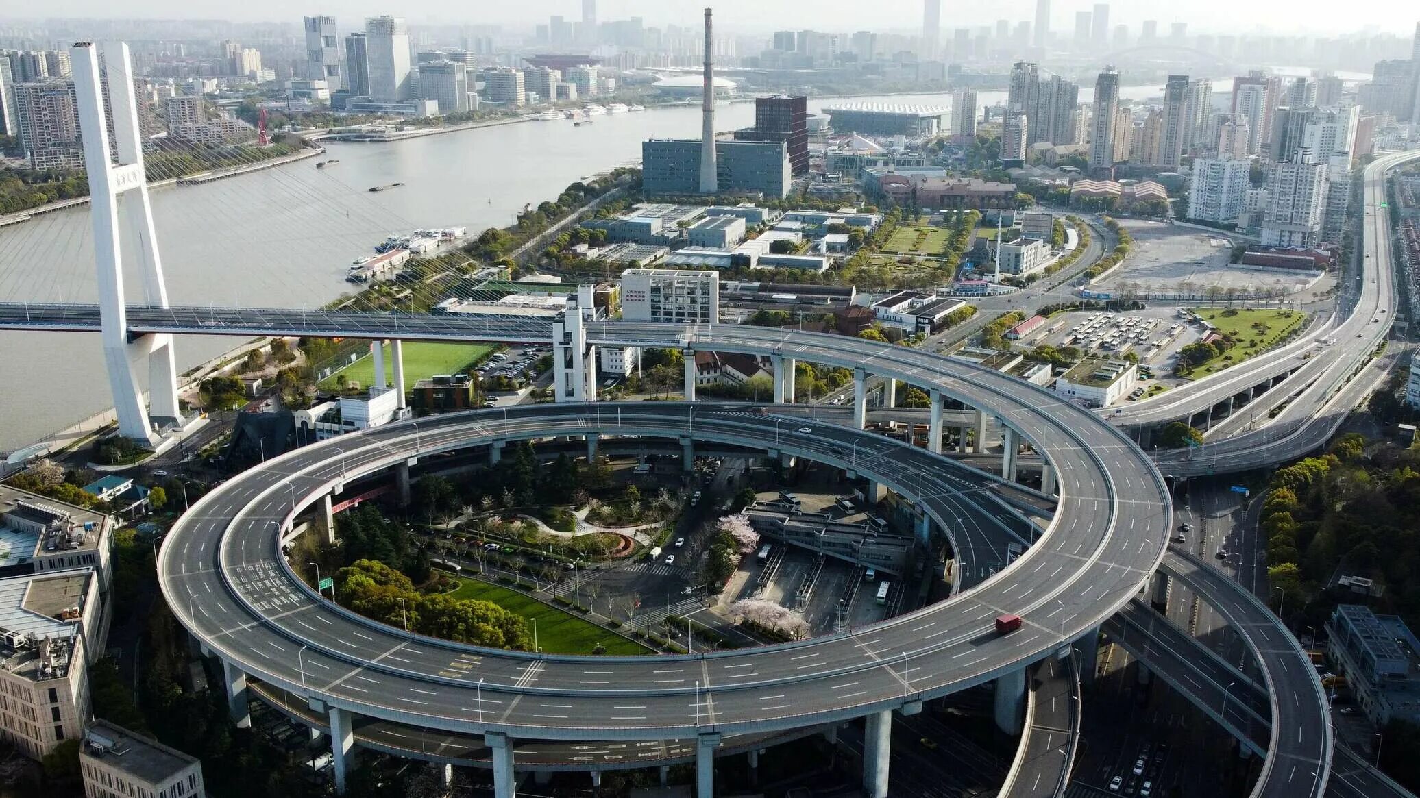 В каком городе находится шанхай. Шанхай пудун. шанхай улицы 2025.