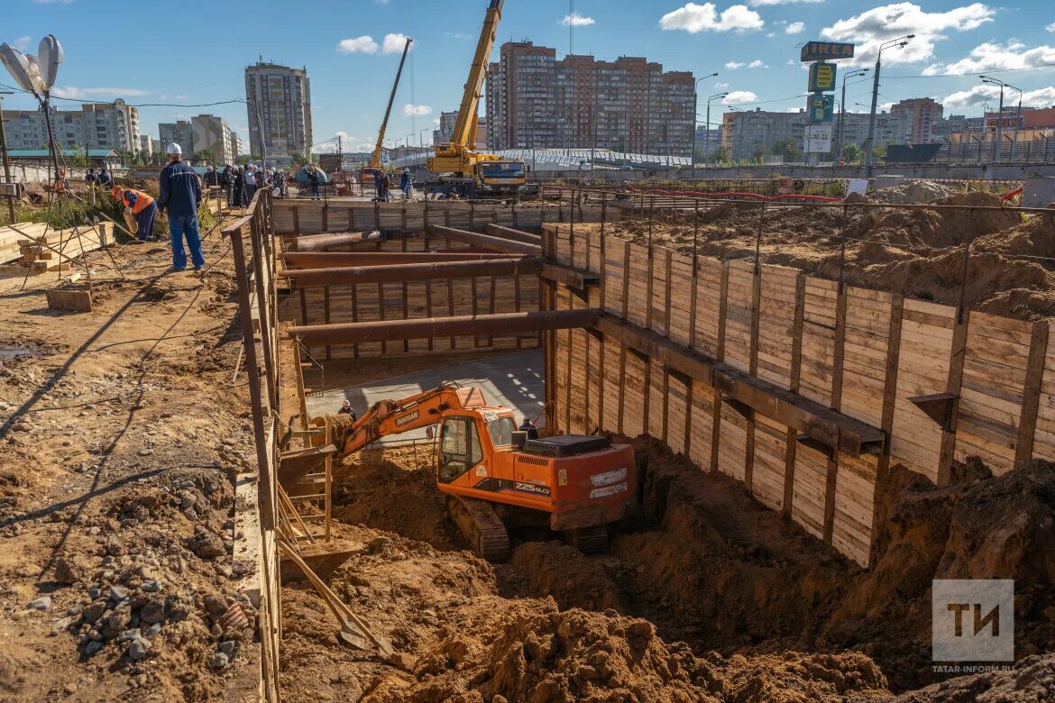 Томилино стройка 2023. Строительство. Строительство картинки. Стройка метро в Казани.